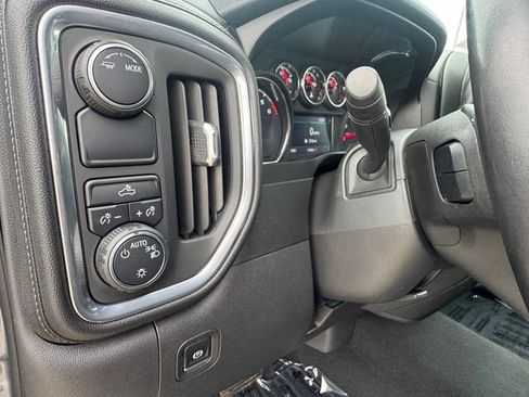 Used 2021 Chevrolet Silverado 1500 LT w/ Texas Edition Plus RWD image 6