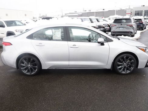 Certified 2025 Toyota Corolla SE w/ SE Premium Package image 10