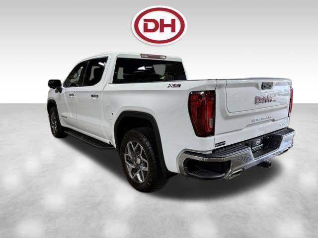 Used 2023 GMC Sierra 1500 SLT w/ SLT Convenience Package AWD/4WD image 9