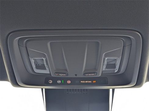 New 2026 GMC Sierra 1500 Elevation image 23