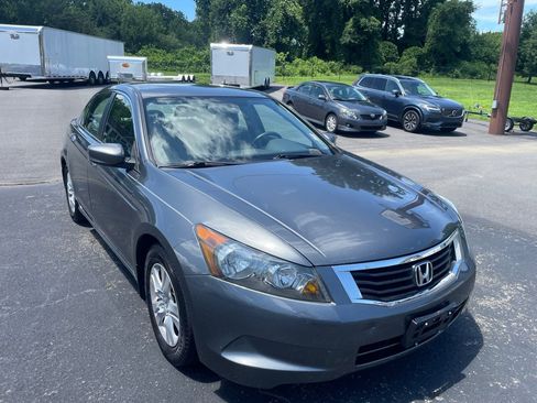 Used 2009 Honda Accord LX-P image 8