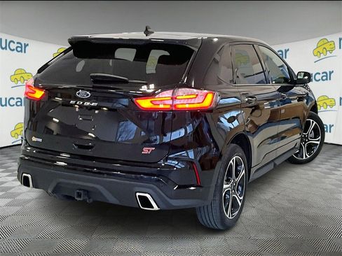Used 2022 Ford Edge ST image 6