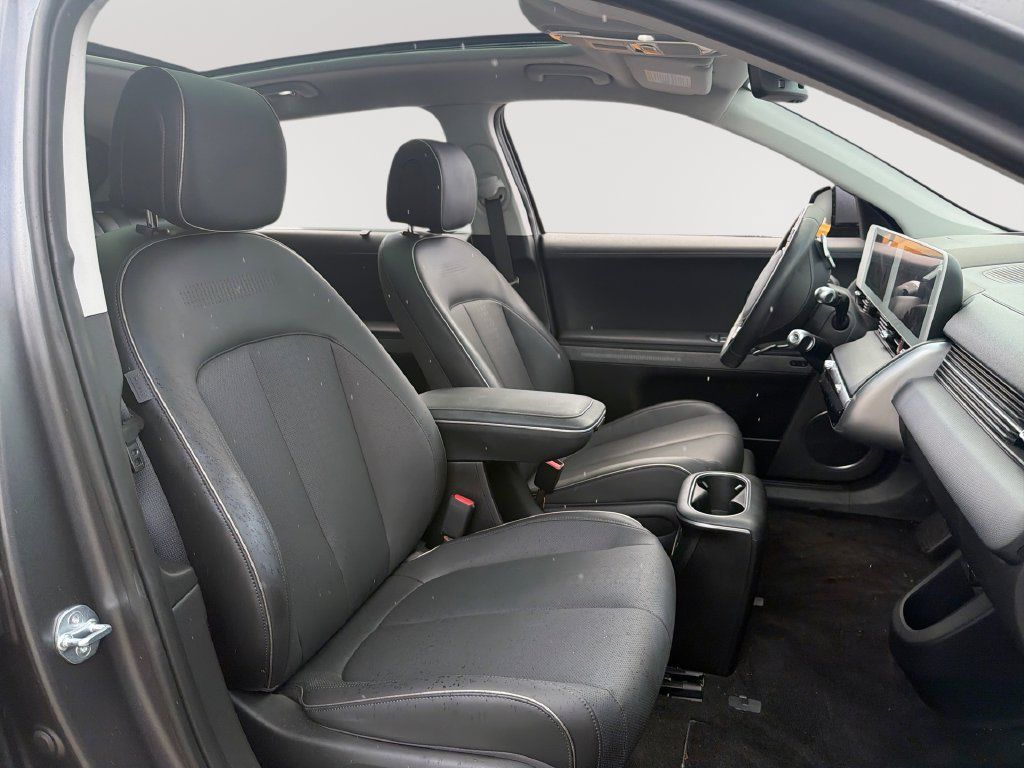 Used 2023 Hyundai Ioniq 5 Limited AWD/4WD image 26