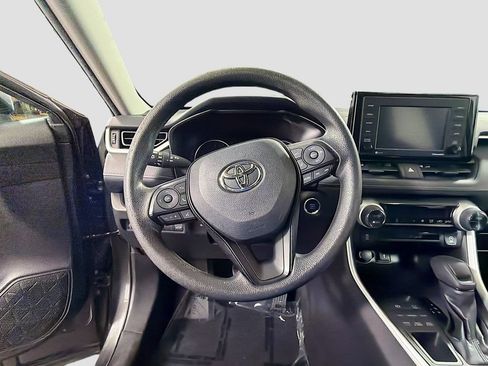Used 2021 Toyota RAV4 XLE w/ Convenience Package AWD/4WD image 13