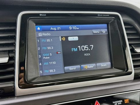 Used 2019 Hyundai Sonata Limited FWD image 15