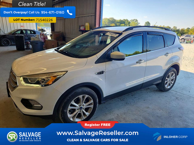 Used 2017 Ford Escape SE w/ Equipment Group 201A FWD image 1