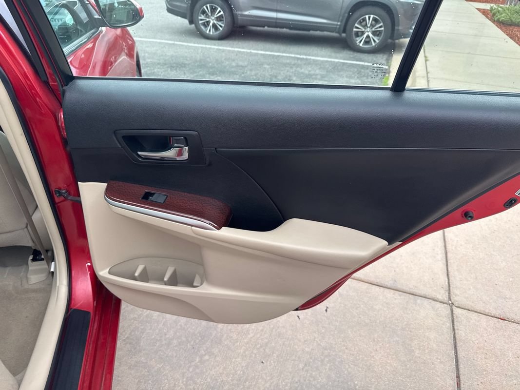 Used 2013 Toyota Camry XLE FWD image 20