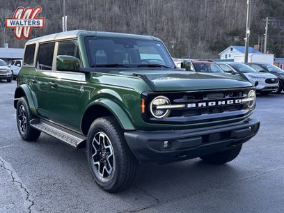 New 2025 Ford Bronco Outer Banks