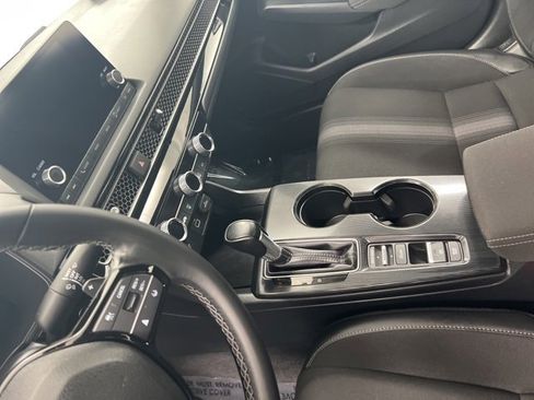 Used 2023 Honda Civic Sport image 11