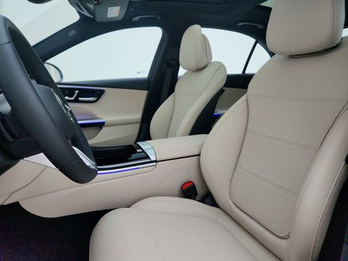 New 2025 Mercedes-Benz C 300 Sedan image 13