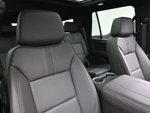 Used 2025 Chevrolet Tahoe RST w/ Advanced Technology Package AWD/4WD image 31