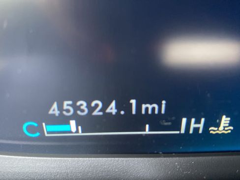 Used 2023 Lincoln Aviator AWD w/ Premium Package image 10