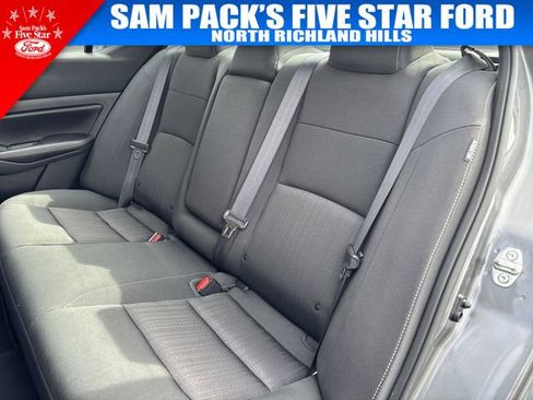 Used 2024 Nissan Altima 2.5 SV image 30