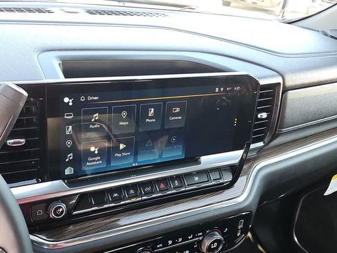 Used 2023 Chevrolet Silverado 1500 LT AWD/4WD image 23