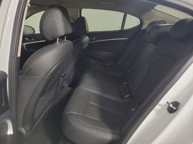 Used 2023 Genesis G70 2.0T RWD image 13