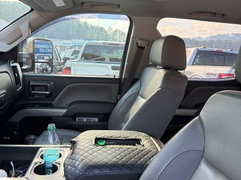 Used 2017 Chevrolet Silverado 2500 LTZ w/ Duramax Plus Package image 11