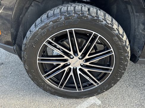 Used 2025 Ford Maverick XLT w/ Equipment Group 302A image 9