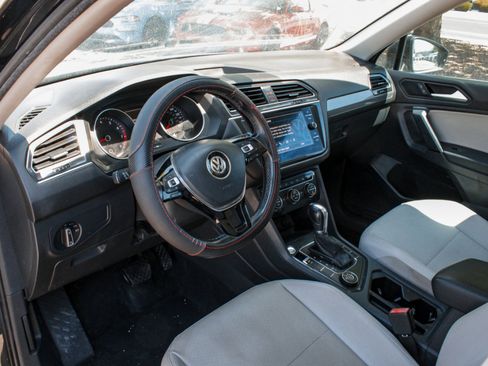 Used 2019 Volkswagen Tiguan SEL AWD/4WD image 7