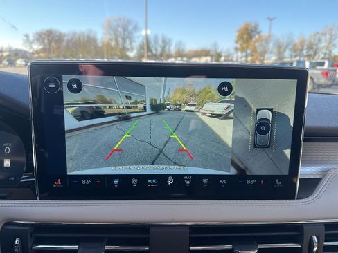 New 2026 Lincoln Corsair Premiere image 14