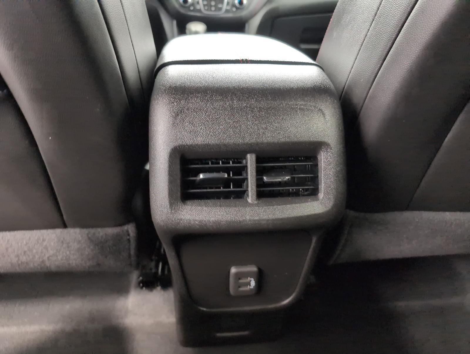 Used 2022 Chevrolet Equinox RS w/ RS Leather Package AWD/4WD image 22