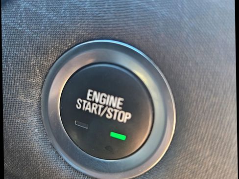 Used 2022 Chevrolet Malibu LT image 23