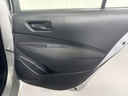 Used 2024 Toyota Corolla LE FWD image 27