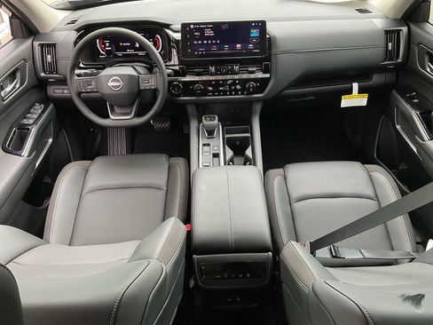 New 2026 Nissan Pathfinder SL image 20