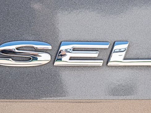 Used 2011 Ford Taurus SEL w/ 201A Rapid Spec Order Code FWD image 16