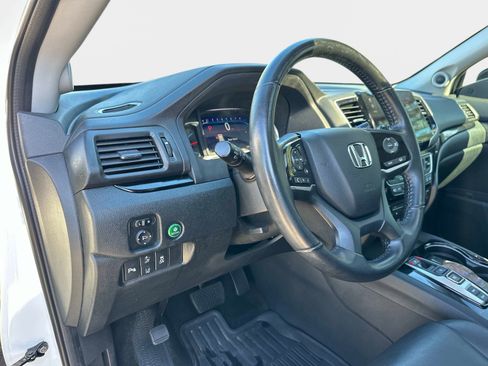 Used 2022 Honda Pilot Touring image 20