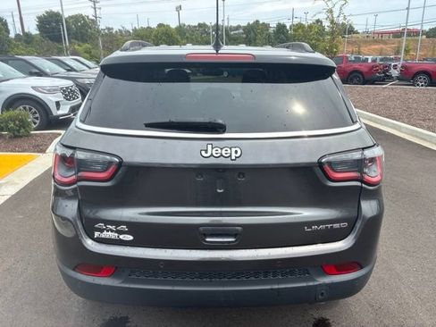 Used 2018 Jeep Compass Limited w/ Navigation Group AWD/4WD image 6