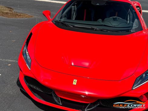 Used 2021 Ferrari F8 Tributo image 3