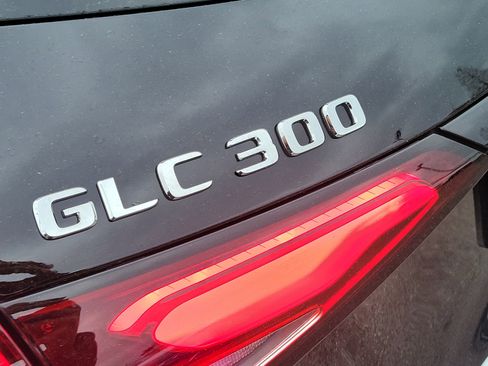 Certified 2026 Mercedes-Benz GLC 300 image 31