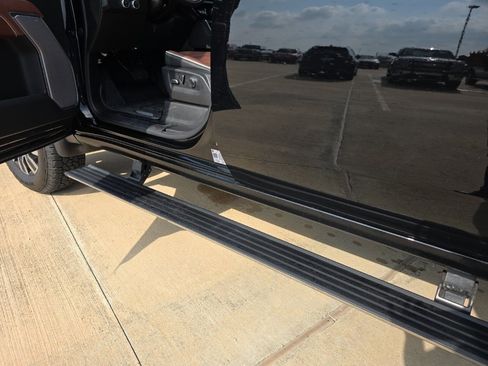 Used 2026 GMC Sierra 2500 Denali Ultimate image 14