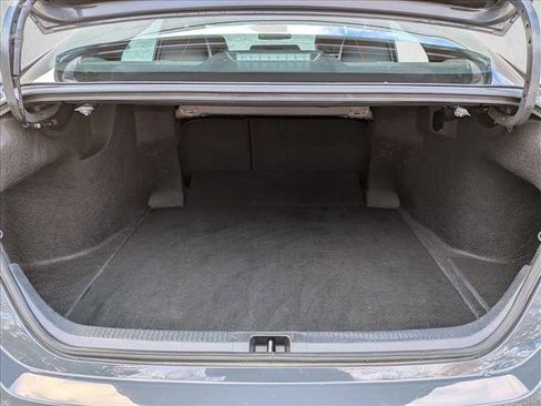 Used 2025 Toyota Camry SE image 7