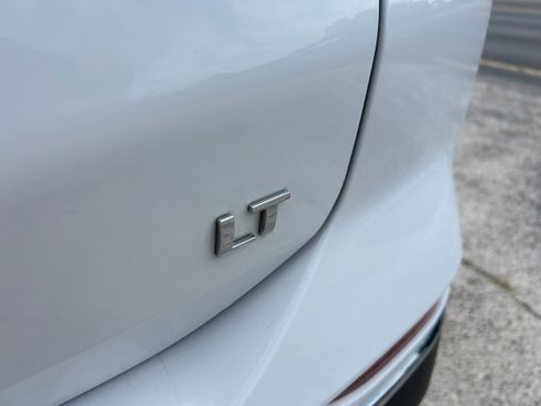 Used 2019 Chevrolet Equinox LT FWD image 7