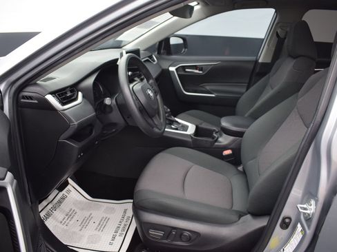 Used 2024 Toyota RAV4 XLE w/ Convenience Package AWD/4WD image 14
