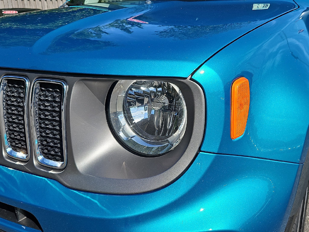 Used 2021 Jeep Renegade Limited AWD/4WD image 9