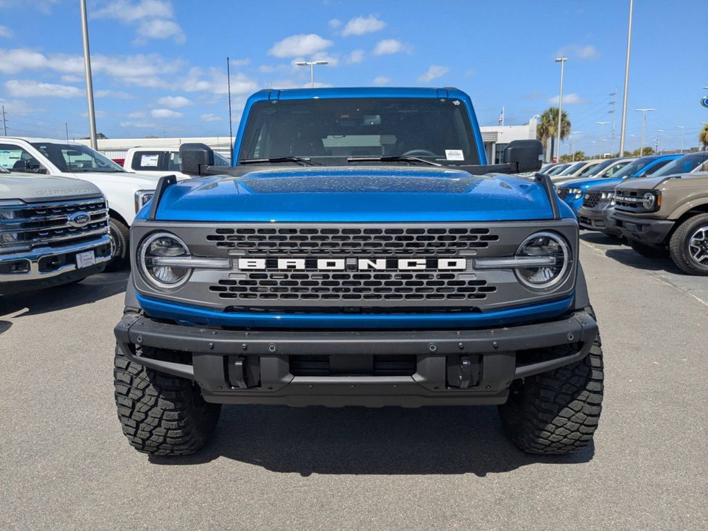 New 2025 Ford Bronco Badlands AWD/4WD image 9