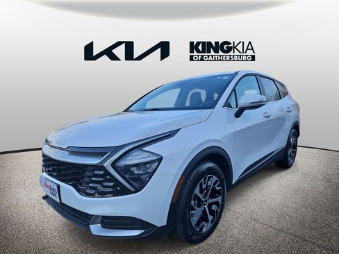 Certified 2023 Kia Sportage EX image 8