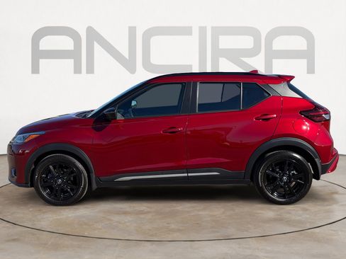 Used 2023 Nissan Kicks SR image 8