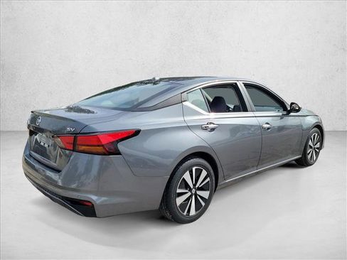 Used 2021 Nissan Altima 2.5 SV image 5