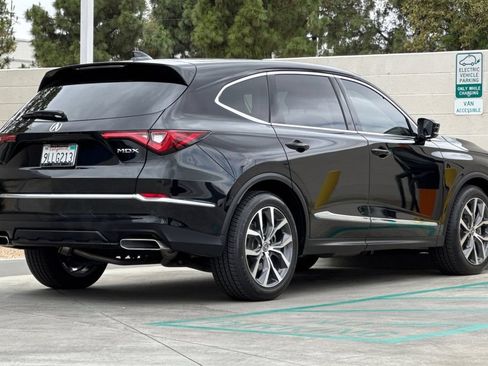 Certified 2024 Acura MDX FWD w/ Technology Package image 6