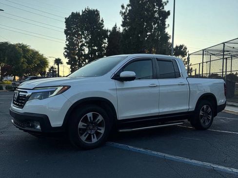 Used 2019 Honda Ridgeline RTL-T image 3