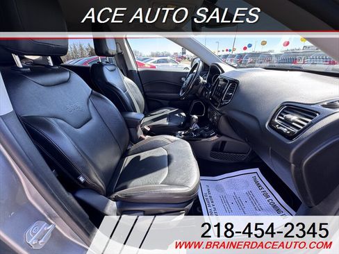 Used 2021 Jeep Compass Limited AWD/4WD image 10
