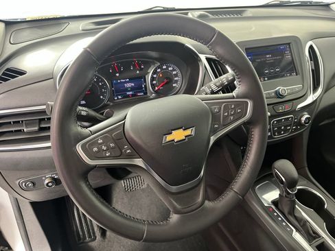 Used 2022 Chevrolet Equinox LT FWD image 27