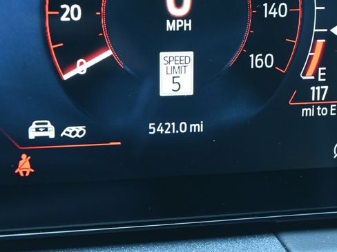 Used 2025 Ford Mustang GT Premium image 23