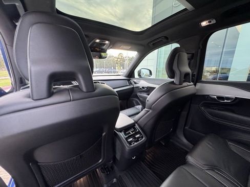 Used 2020 Volvo XC90 T6 R-Design w/ Protection Package Premier image 17