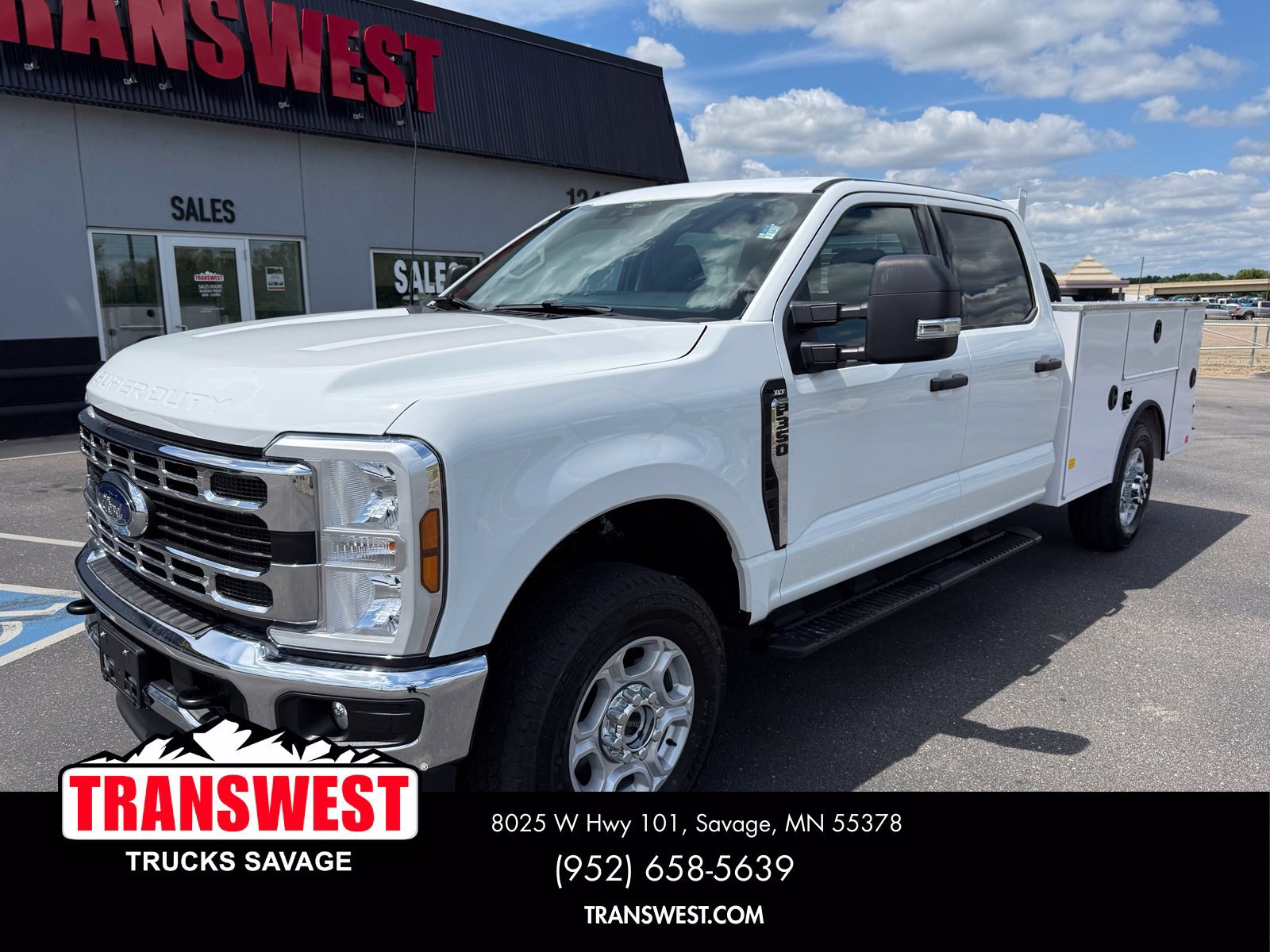 Used 2025 Ford F350 XLT AWD/4WD image 1