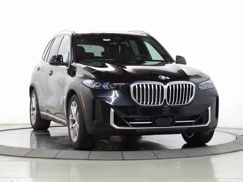 Used 2026 BMW X5 xDrive50e w/ Premium Package image 1