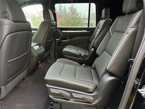 New 2026 Cadillac Escalade ESV Sport w/ Touring Package image 15